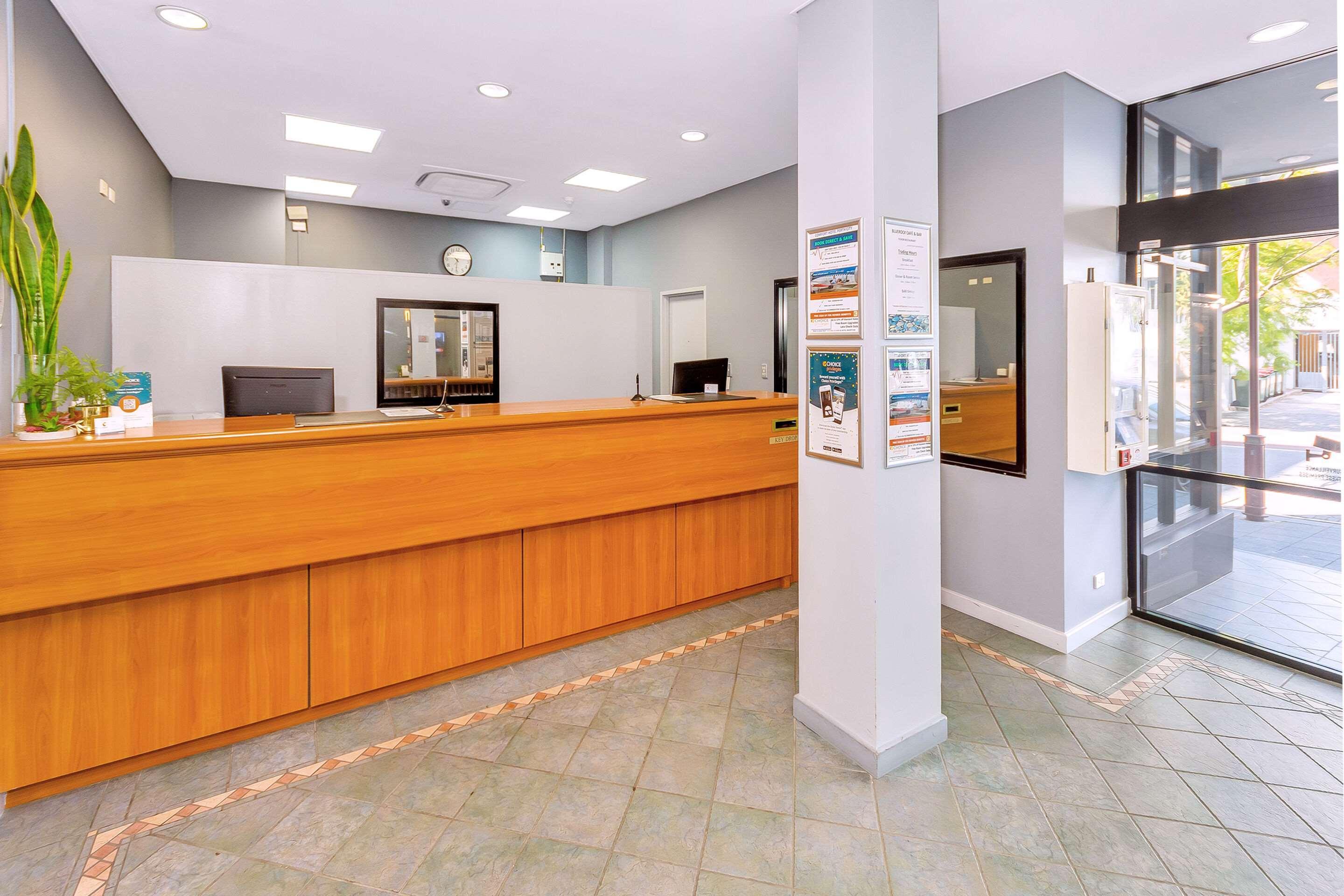 Metro Hotel Perth City Extérieur photo