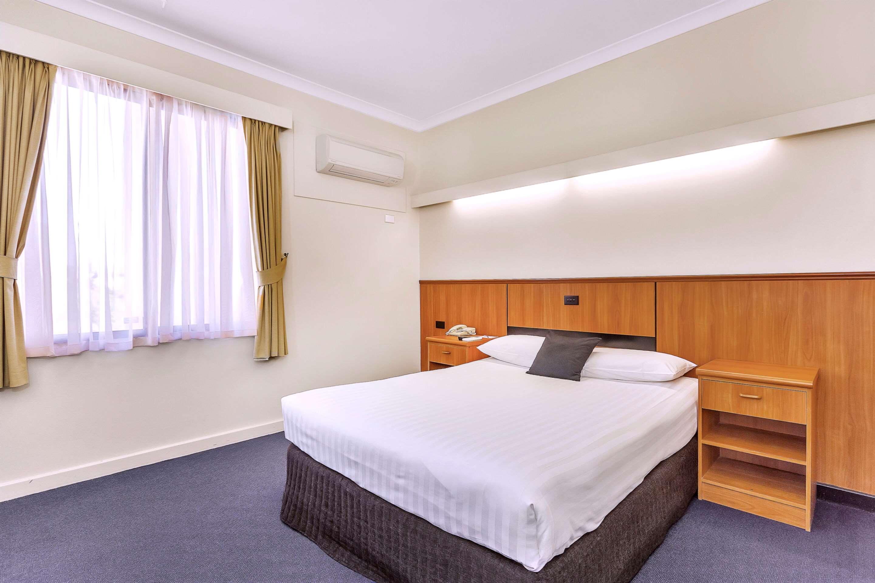 Metro Hotel Perth City Extérieur photo