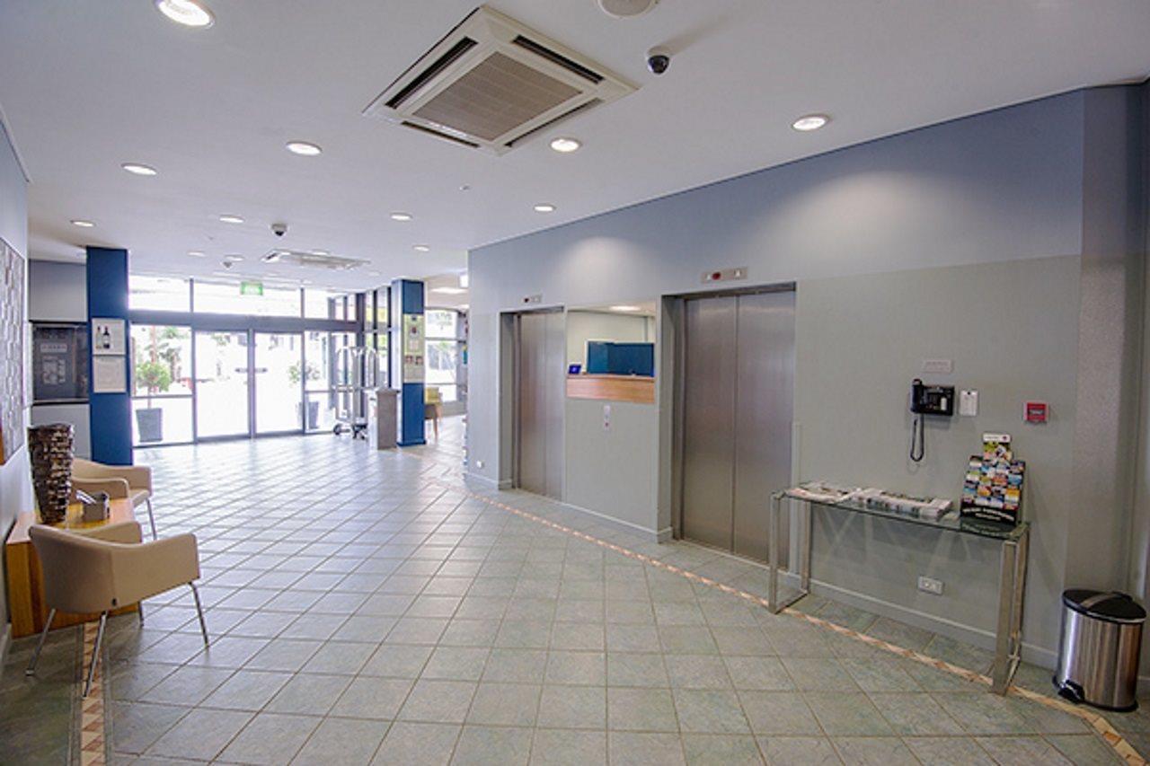 Metro Hotel Perth City Extérieur photo